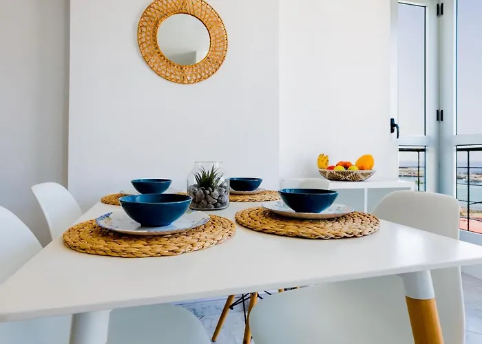 54 B La Estrella Los Cristianos (Tenerife)